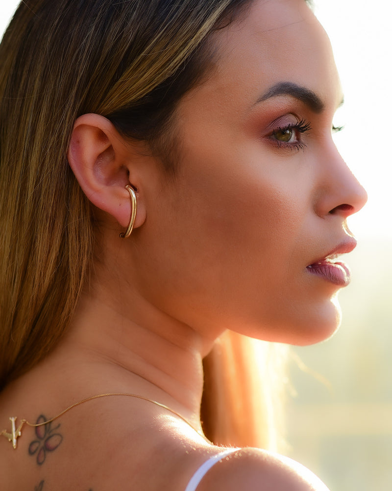 Brinco Earcuff Tubo Ouro